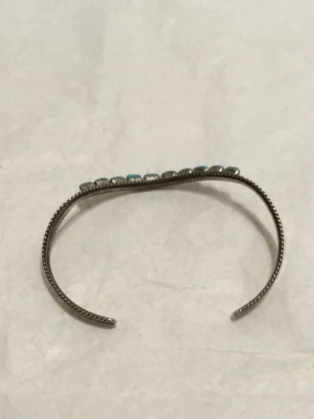 Fabulous sterling silver and turquoise cuff bracelet - Navaho?? - Picture 2 of 10